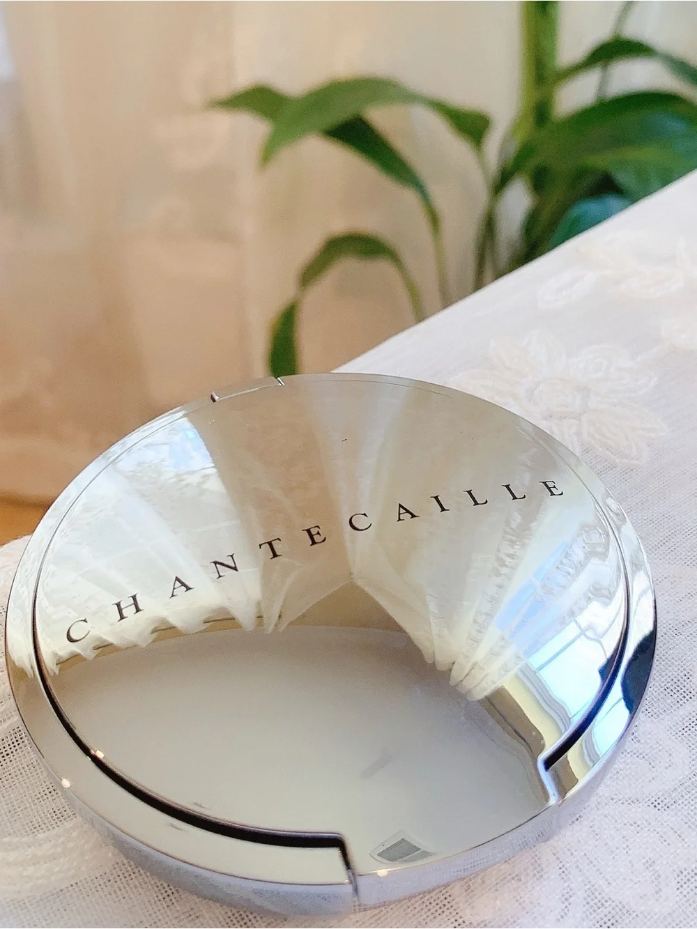 Chantecaille new box